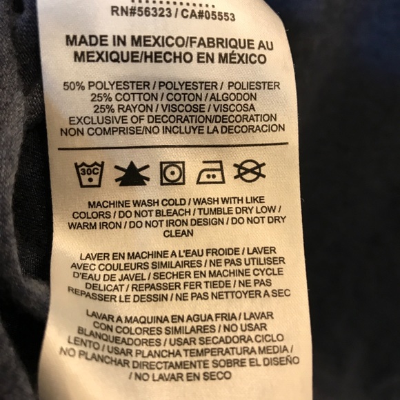 Women’s Denver Broncos Super Bowl 50 Champions V-Neck Tee - Picture 4 of 5